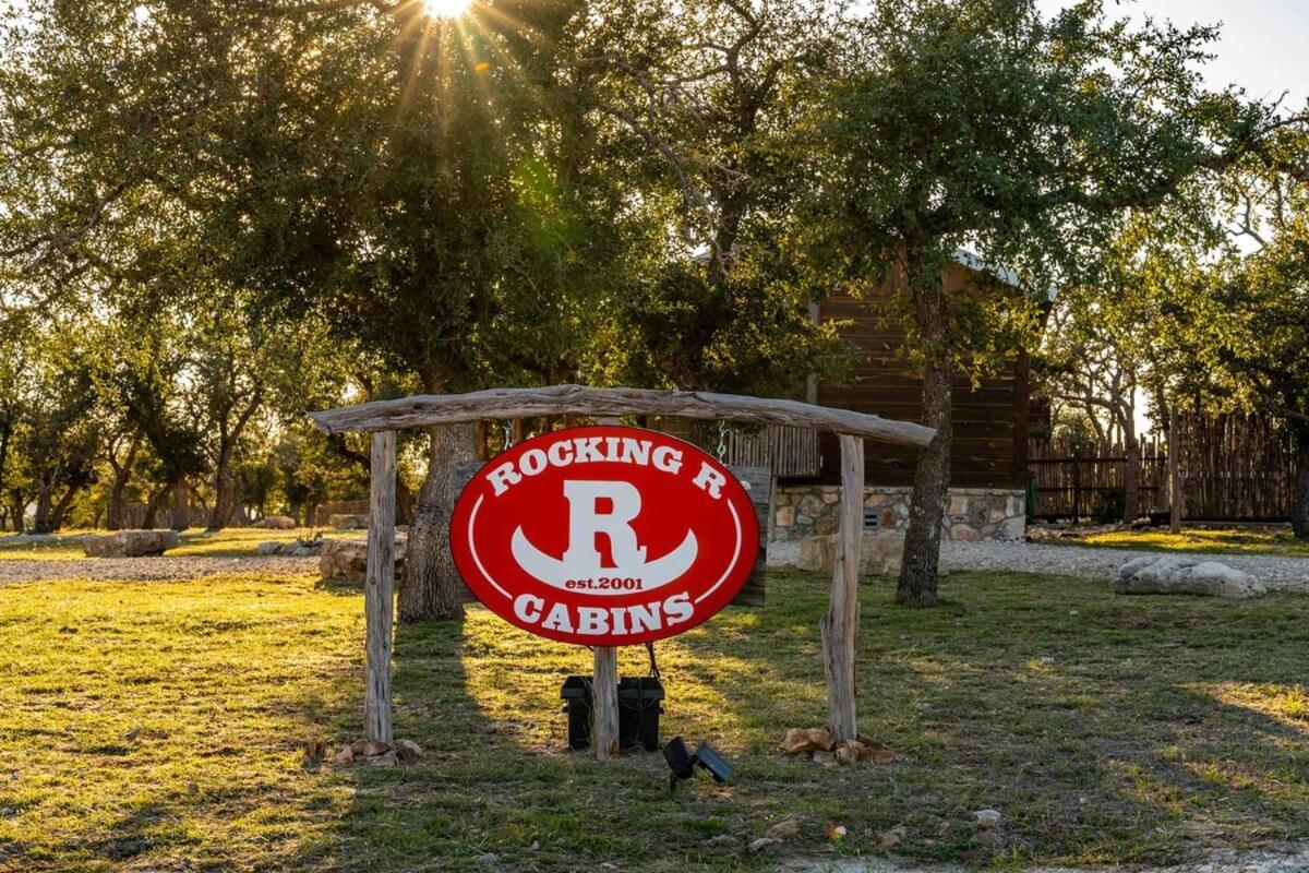 Rockin' R - Morning Star Cabin Fredericksburg Esterno foto